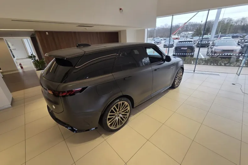 Land Rover Range Rover Sport din 2025 cu 900 km - oferta LAN187445 - foto 9