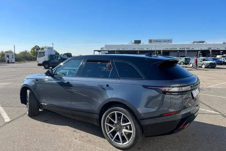 Land Rover Range Rover Velar din 2023 cu 2.000 km - oferta LAN187446 - foto 12