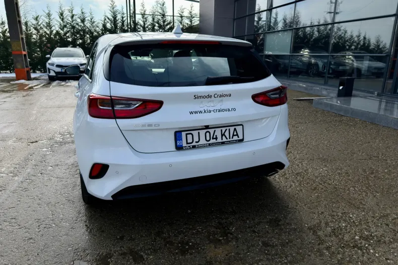 Kia Ceed din 2025 cu 106 km - oferta KIA187451 - foto 5