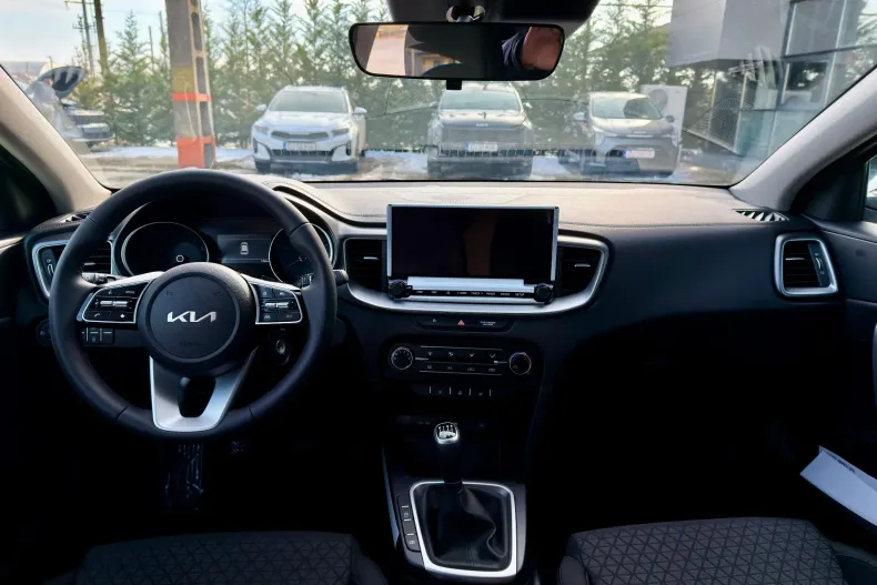 Kia Ceed din 2025 cu 106 km - oferta KIA187451 - foto 11