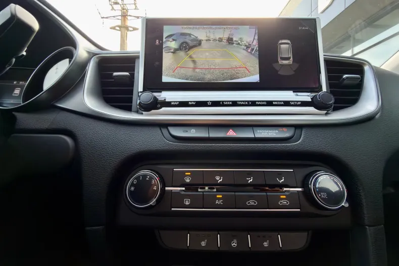 Kia Ceed din 2025 cu 106 km - oferta KIA187451 - foto 12