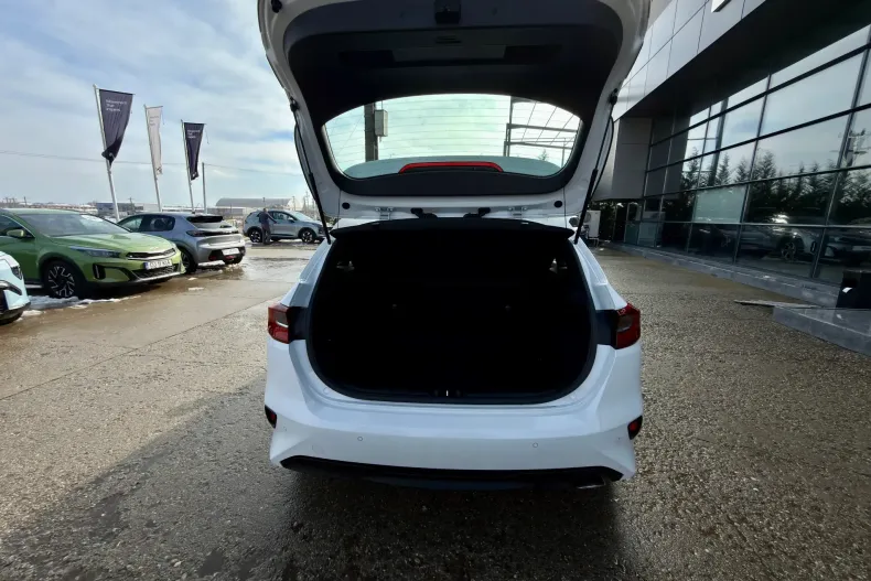 Kia Ceed din 2025 cu 106 km - oferta KIA187451 - foto 13