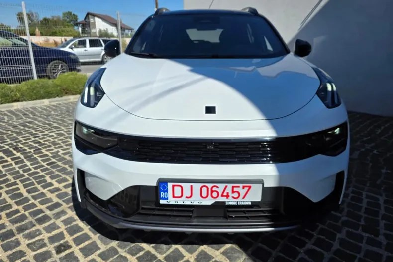 Lynk & Co 01 din 2024 cu 1.900 km - oferta LYN187454 - foto 2