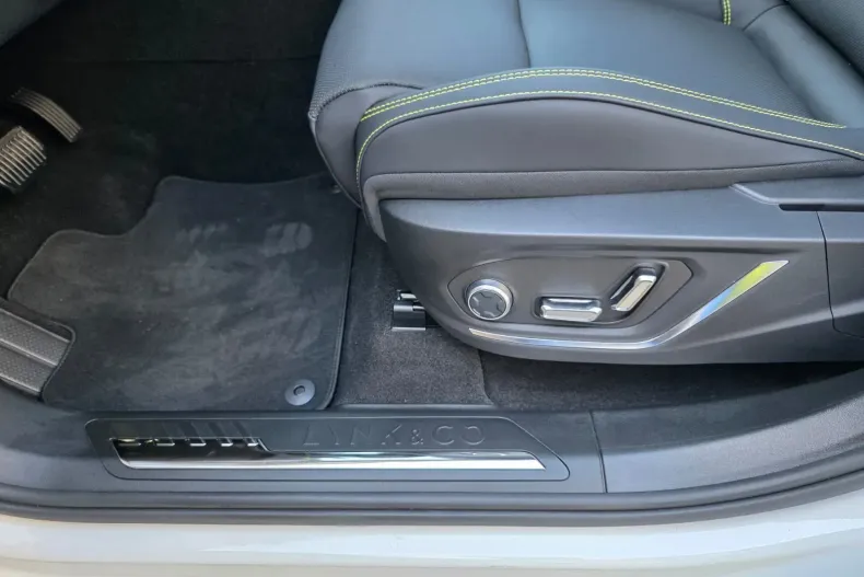 Lynk & Co 01 din 2024 cu 1.900 km - oferta LYN187454 - foto 19