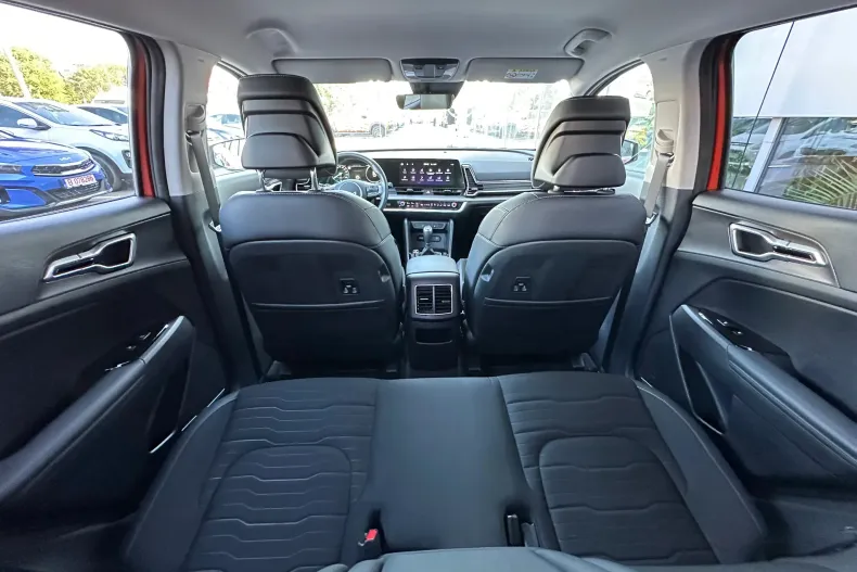 Kia Sportage din 2024 cu 6.900 km - oferta KIA187457 - foto 7