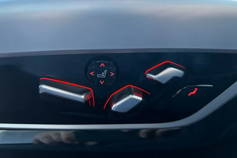 BMW Seria 7 din 2020 cu 112.261 km - oferta BMW187461 - foto 13