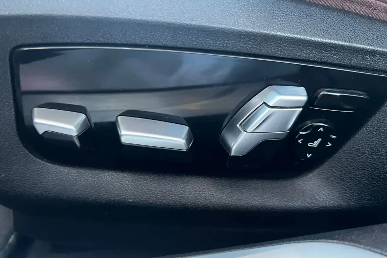 BMW Seria 7 din 2020 cu 112.261 km - oferta BMW187461 - foto 34