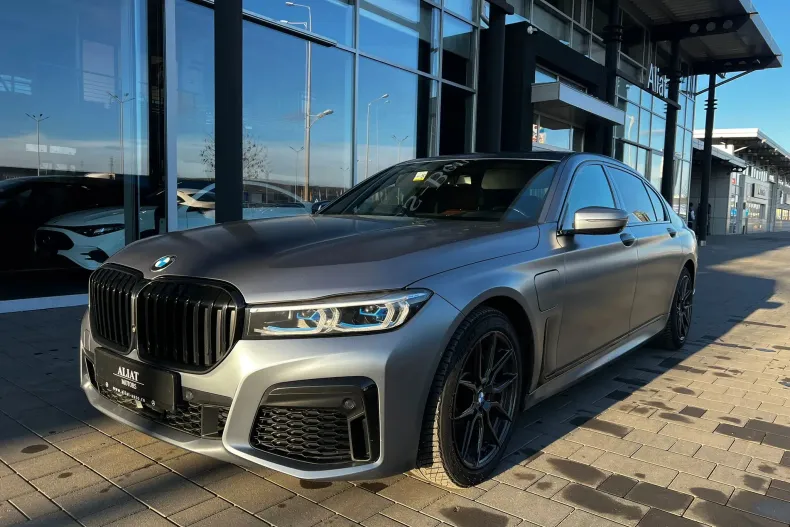 BMW Seria 7 din 2020 cu 112.261 km - oferta BMW187461 - foto 36