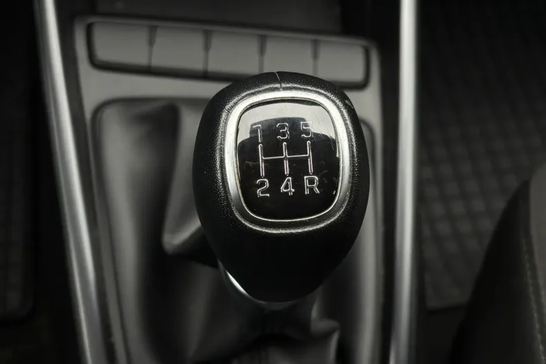 Hyundai BAYON din 2023 cu 75.000 km - oferta HYU187464 - foto 22