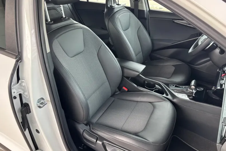 Kia Niro din 2022 cu 130.000 km - oferta KIA187465 - foto 14