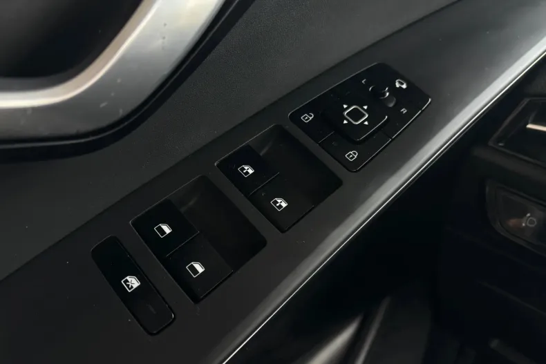 Kia Niro din 2022 cu 130.000 km - oferta KIA187465 - foto 30