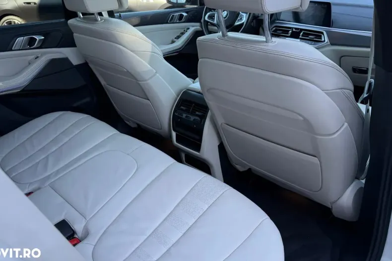 BMW X5 M (Seria X) din 2020 cu 54.045 km - oferta BMW187470 - foto 24