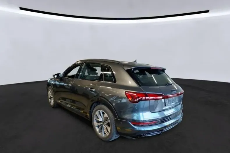 Audi e-tron din 2022 cu 115.527 km - oferta AUD187471 - foto 2