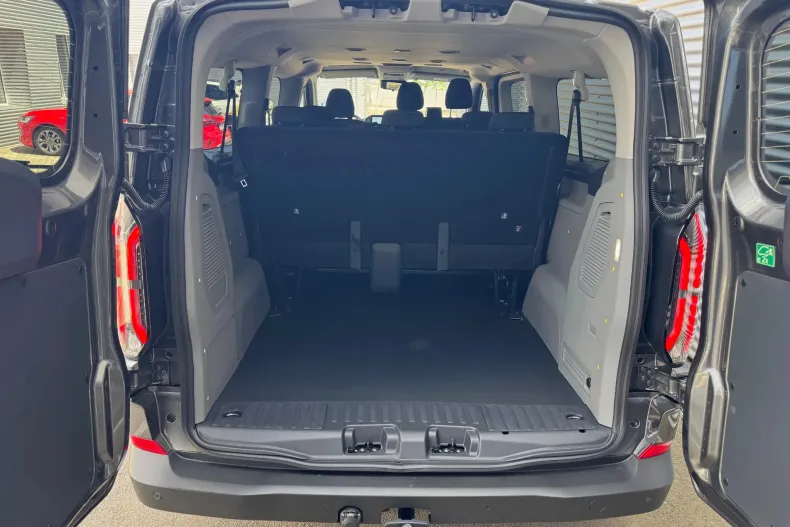 Ford Transit Custom din 2026 cu 1 km - oferta FOR187475 - foto 28