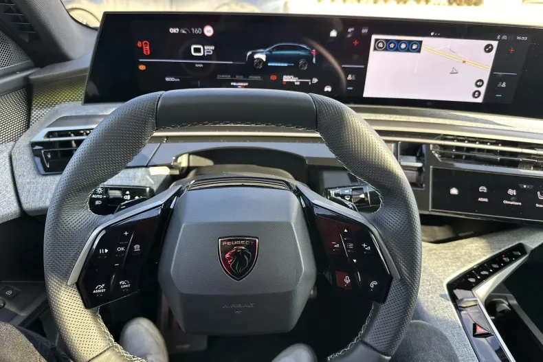 Peugeot 3008 din 2025 cu 1.000 km - oferta PEU187483 - foto 11