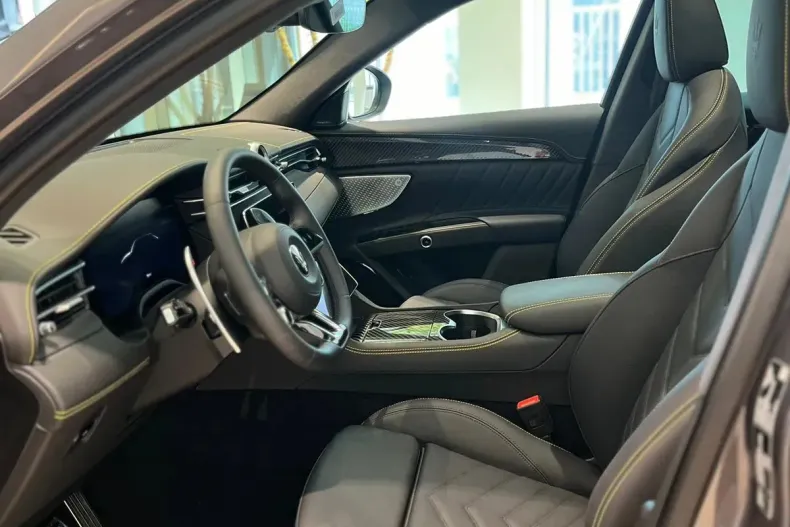 Maserati Grecale din 2023 cu 1 km - oferta MAS187491 - foto 12