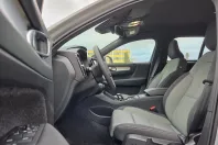 Volvo XC40 din 2025 cu 26 km - oferta VOL187499 - foto 8