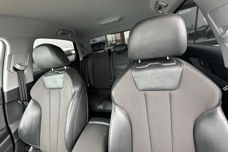 Audi A4 din 2020 cu 86.200 km - oferta AUD187500 - foto 14