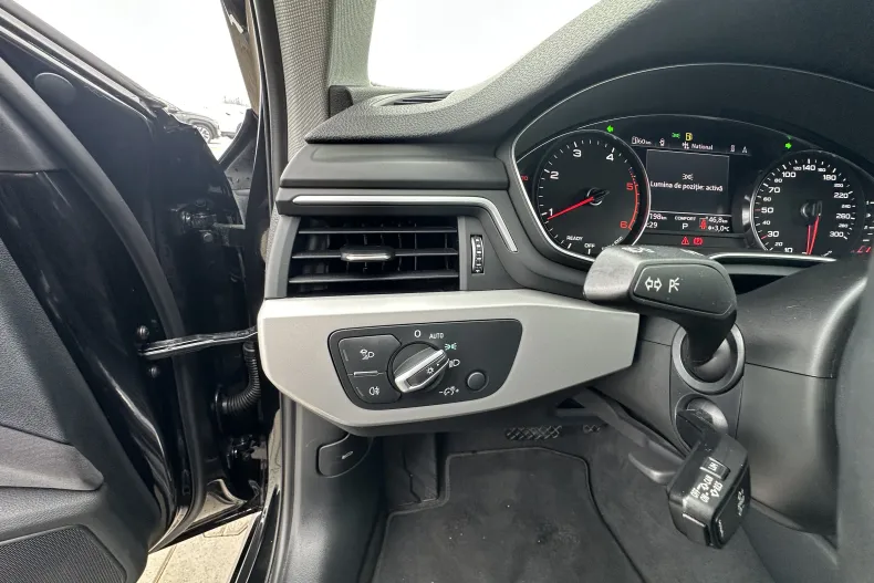 Audi A4 din 2020 cu 86.200 km - oferta AUD187500 - foto 15