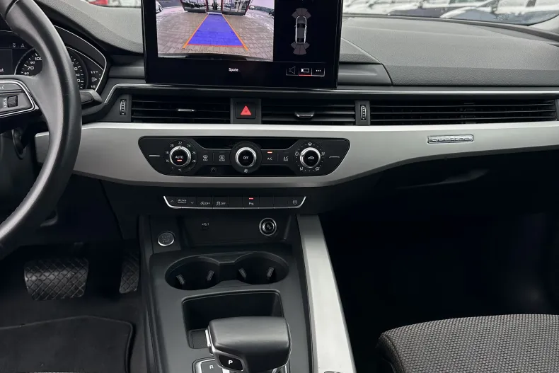 Audi A4 din 2020 cu 86.200 km - oferta AUD187500 - foto 16