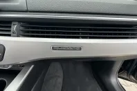 Audi A4 din 2020 cu 86.200 km - oferta AUD187500 - foto 19