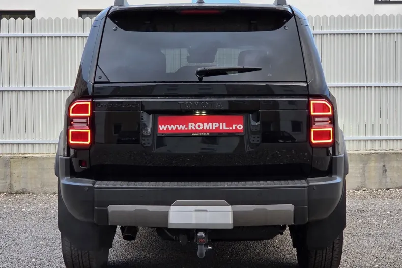Toyota Land Cruiser 250 din 2024 cu 26 km - oferta TOY187501 - foto 6