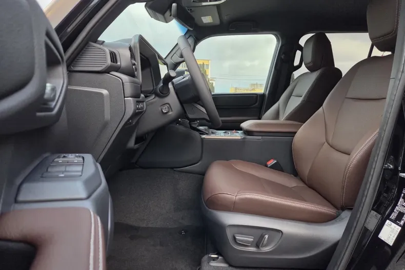 Toyota Land Cruiser 250 din 2024 cu 26 km - oferta TOY187501 - foto 10