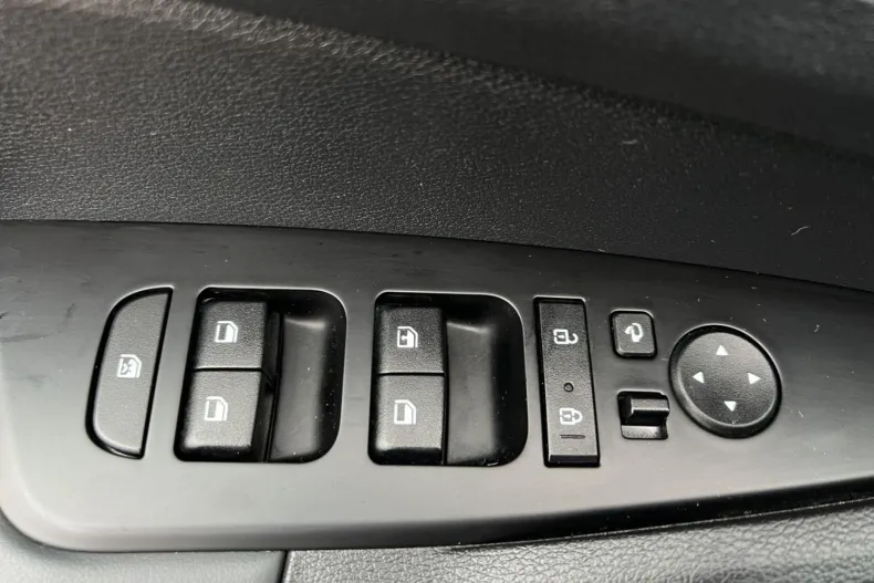 Kia Sportage din 2023 cu 169.958 km - oferta KIA187504 - foto 30