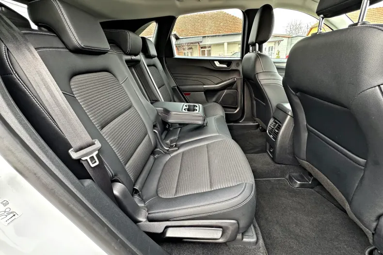 Ford Kuga din 2022 cu 148.679 km - oferta FOR187507 - foto 8