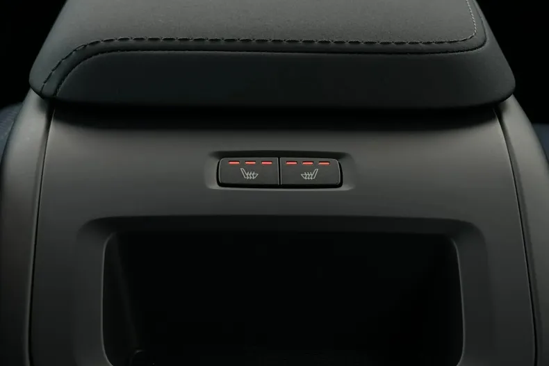 Volvo XC60 din 2025 cu 2.800 km - oferta VOL187508 - foto 26