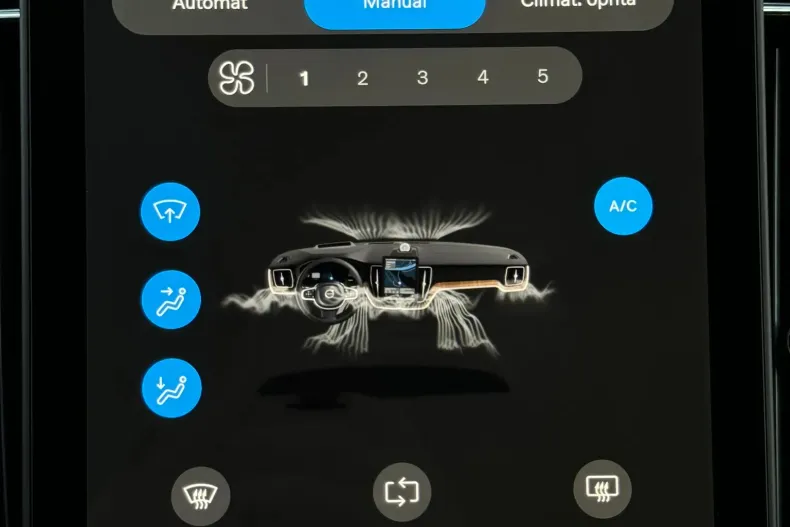 Volvo XC60 din 2025 cu 2.800 km - oferta VOL187508 - foto 34