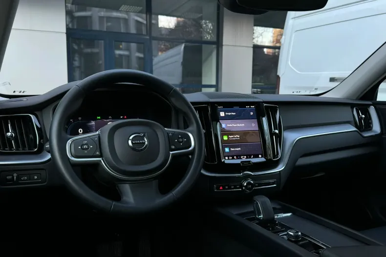 Volvo XC60 din 2021 cu 81.000 km - oferta VOL187509 - foto 20