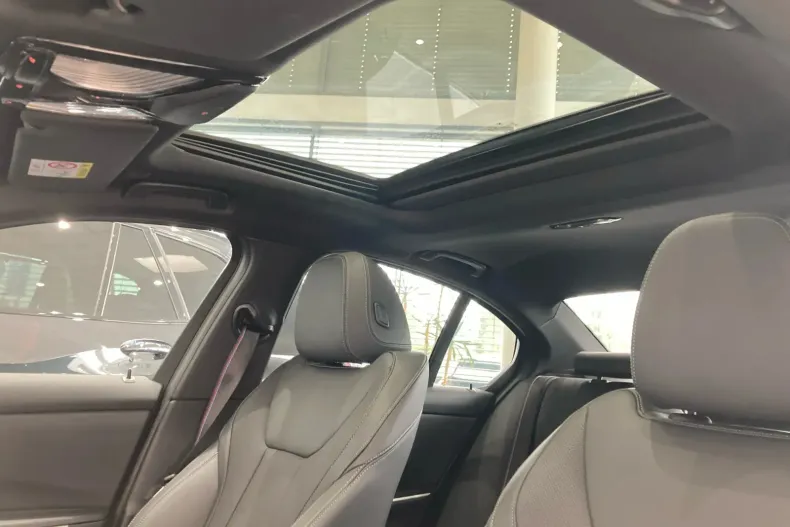 BMW M3 (Modele M) din 2024 cu 10.600 km - oferta BMW187518 - foto 15