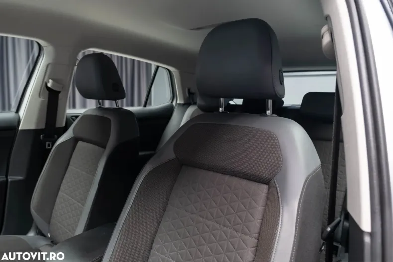 Volkswagen T-Cross din 2022 cu 70.000 km - oferta VOL187519 - foto 23
