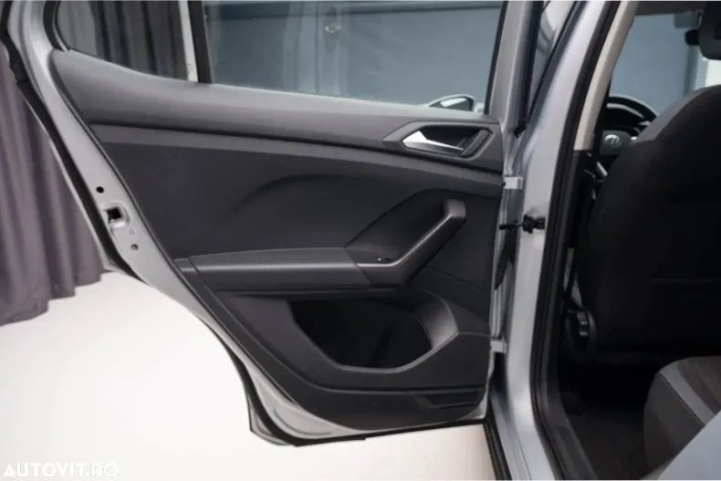 Volkswagen T-Cross din 2022 cu 70.000 km - oferta VOL187519 - foto 25