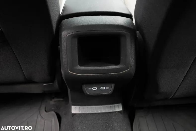 Volkswagen T-Cross din 2022 cu 70.000 km - oferta VOL187519 - foto 28