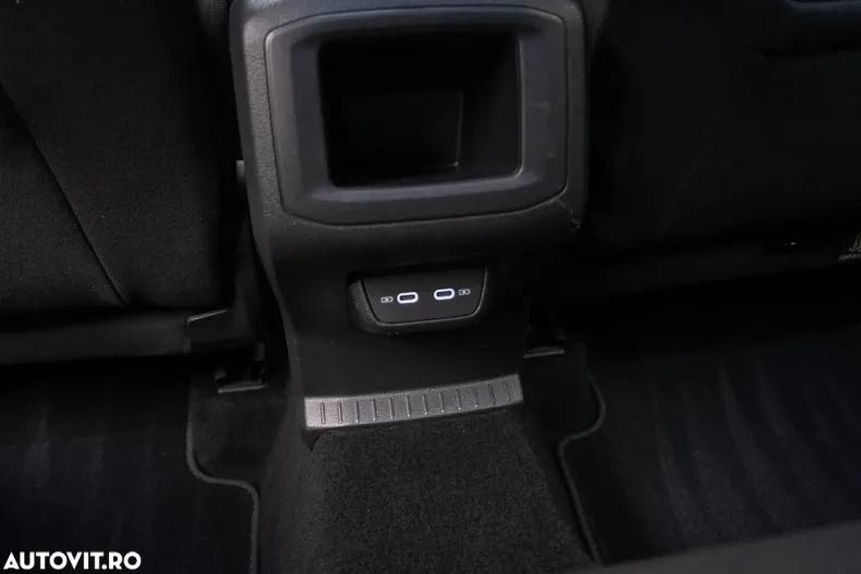 Volkswagen T-Cross din 2022 cu 40.000 km - oferta VOL187521 - foto 30