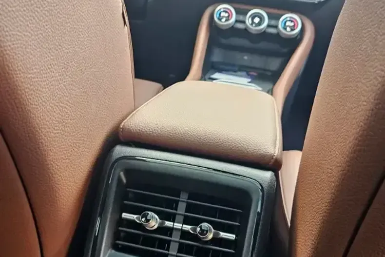 Skoda Kodiaq din 2025 cu 2.000 km - oferta SKO187522 - foto 11