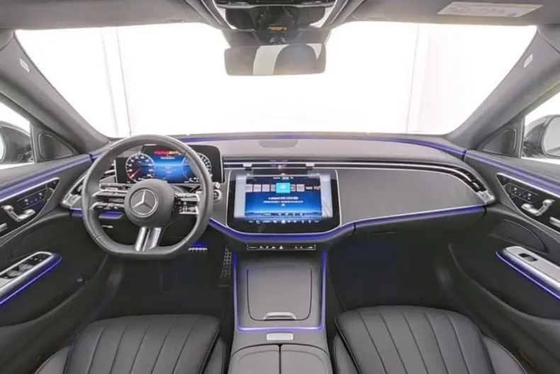 Mercedes-Benz E 400 (Clasa E) din 2024 cu 21.897 km - oferta MER187524 - foto 6