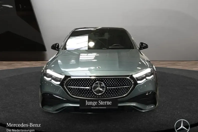 Mercedes-Benz E 400 (Clasa E) din 2025 cu 12.415 km - oferta MER187527 - foto 3