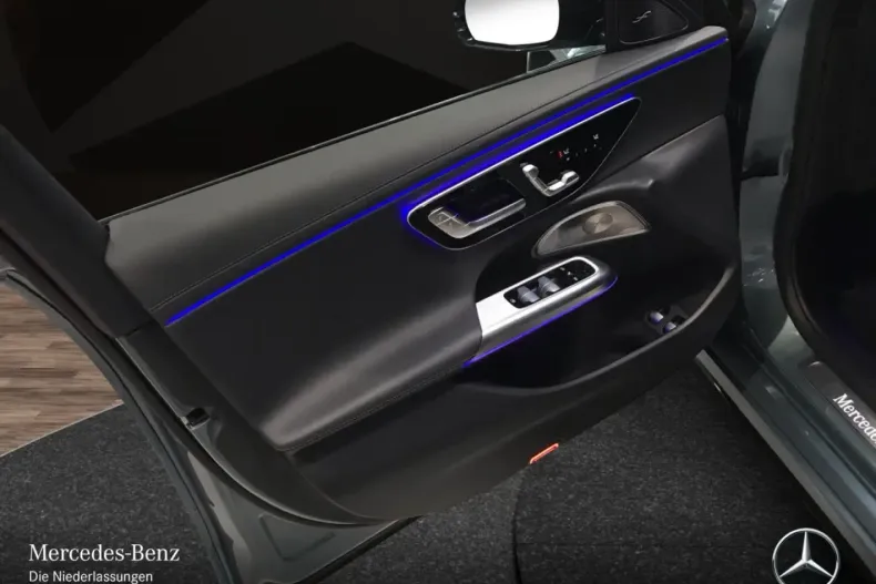 Mercedes-Benz E 400 (Clasa E) din 2025 cu 12.415 km - oferta MER187527 - foto 14