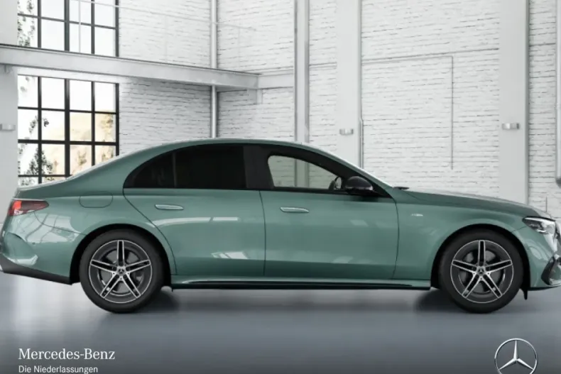 Mercedes-Benz E 400 (Clasa E) din 2025 cu 12.415 km - oferta MER187527 - foto 16