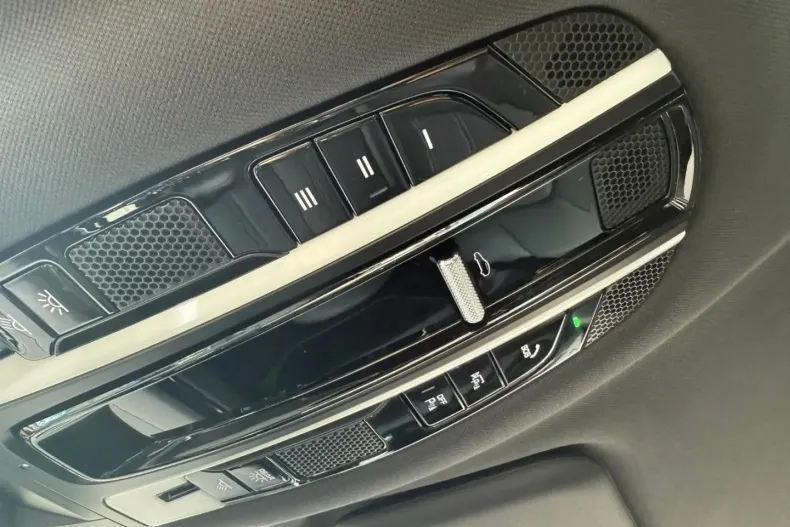 Porsche Cayenne din 2022 cu 54.990 km - oferta POR187530 - foto 28