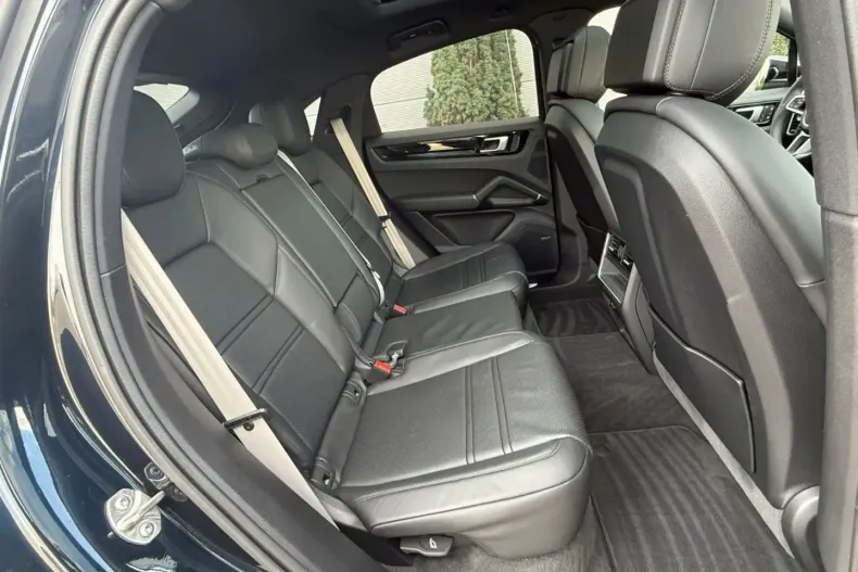 Porsche Cayenne din 2022 cu 54.990 km - oferta POR187530 - foto 34