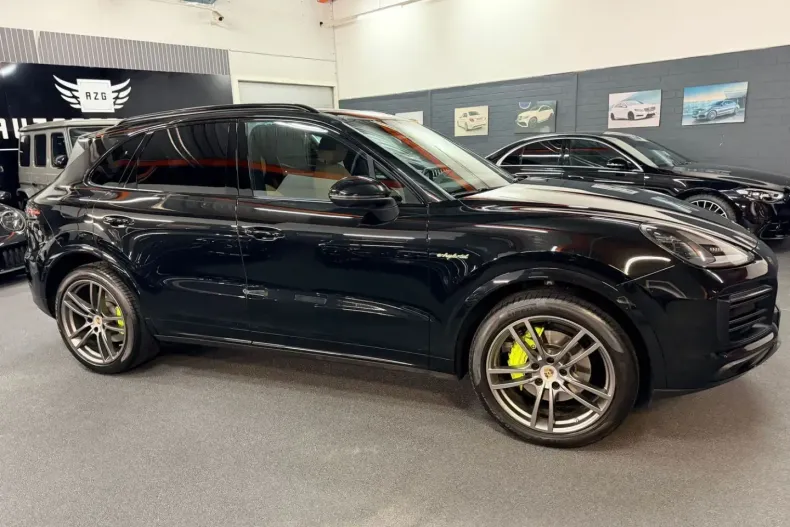 Porsche Cayenne din 2022 cu 38.000 km - oferta POR187533 - foto 6