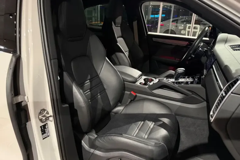 Porsche Cayenne din 2022 cu 51.321 km - oferta POR187534 - foto 14