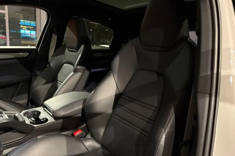 Porsche Cayenne din 2022 cu 51.321 km - oferta POR187534 - foto 18