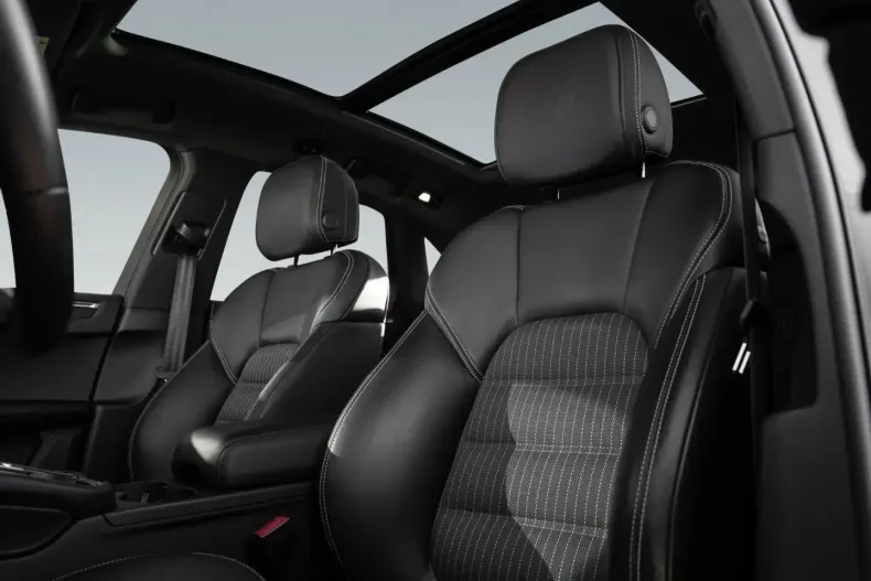 Porsche Macan din 2024 cu 32.500 km - oferta POR187542 - foto 5