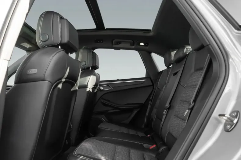 Porsche Macan din 2024 cu 32.500 km - oferta POR187542 - foto 16