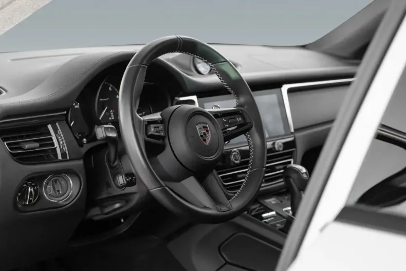 Porsche Macan din 2024 cu 32.500 km - oferta POR187542 - foto 26